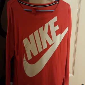 Long sleeved Nike Tee. Size Medium